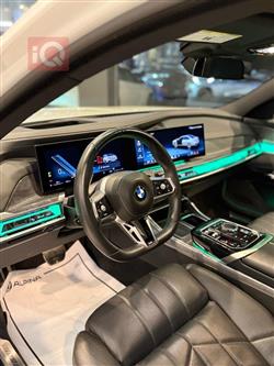 بي ام دبليو الفئة 7